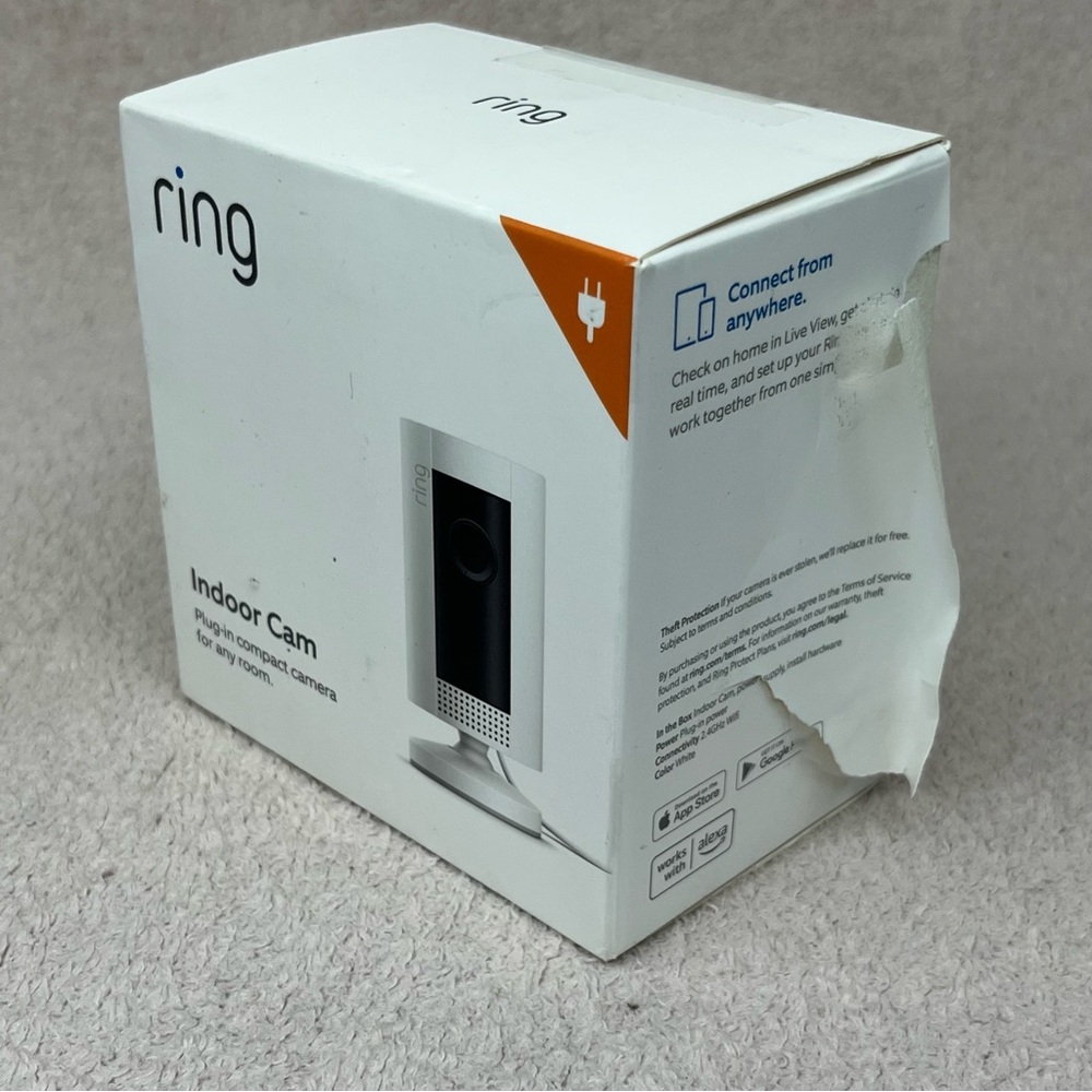 Ring Indoor Cam Security Plug In Camera White Nanny Cam Classic 1080p Night Viz - Picture 4 of 4